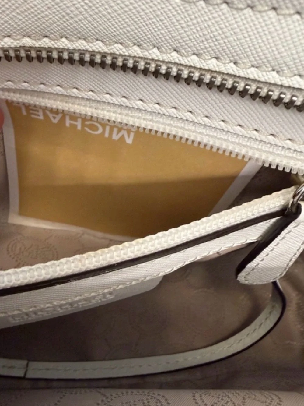 Michael Kors compact michael